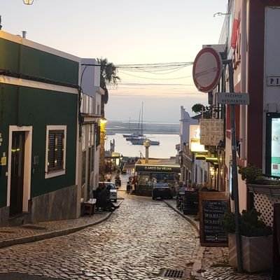 keetwilson's profile picture. Learning to swim | Oof