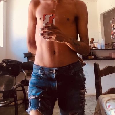 •085/ +18 / afim de curtir chama aí na DM,vamos marcar algo quem sabe uma transa 😏