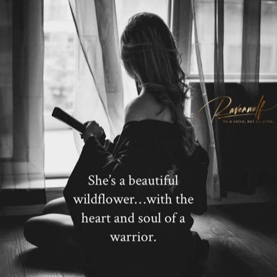 Nomad,Wanderer,Introvert, mom 💙,💙🇺🇸⚓️. Républicaine. Arm yourself with knowledge,strength and faith. Tijānī Sufi 📿Baye Niass❤️. Baba Lamine❤️💡. 🦋🌹✨