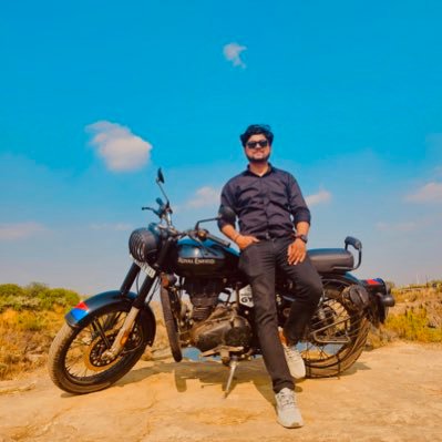 verma110511's profile picture. NATURE Photographer |Landscape | Candid | Animals | And many more ….. A part time WRITER . IG-Moment Snapper