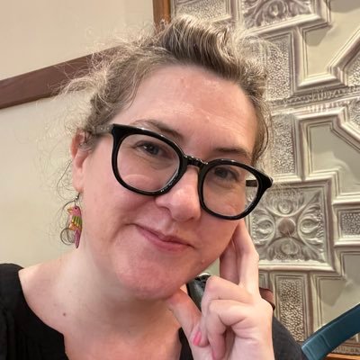 Proud NHS ADGM for @NUHMedicine. Analyst, GM & Admin Advocate @teamNUH. Teacher @NottmLindyHop. @NFFCWomen supporter. - All views my own.