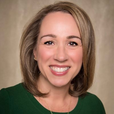 Mom to triplet boys. Former TV news gal who now works for @ATT. @Mizzou grad. Free time spent reading, running, cooking (in that order). Opinions are my own.