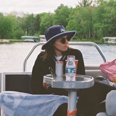 abbeytait's profile picture. unserious