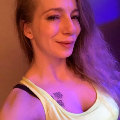 def not a naiad larping as human. researching, writing (articles below) & shit posting. entranced by ai. dreaming of robots. nontent creator. probably joking.