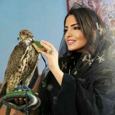 كيف يمكنني في مؤسسة الوليد بن طلال للمساعدات الخيرية والإنسانية لتنمية المجتمع ودعم المشاريع العامة للمقبلين على الزواج أو للمديونين أو تسديد القروض