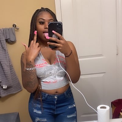hit me up for the exclusive content😉👅||VIDEOS 💦|| Pictures 😍|| video calls + more******21 AND UP! ALL MEET UPS START AT $180 and up 💋