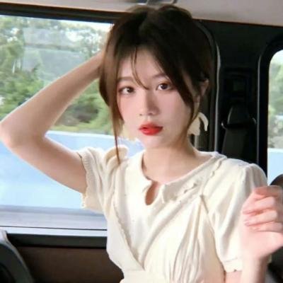 ErikaFukut50046's profile picture. 