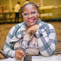 Susan Mmary (@suziekindars) 's Twitter Profile