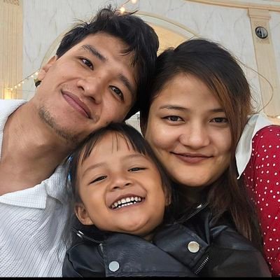 anmol_ghale's profile picture. SIMPLE MAN