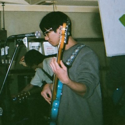 地球がくそやばい。のベース( @chikyugakuso ) 他、サポートでも弾いてます。沢山いろいろ弾きたーい!(訳:お声掛け下さい)サンサロサンセット/モーレツアタック/花田裕之/HONEY MAKER/etc...銀座のバーMusic Box I'mのベース担当&レッスンやってます。基本、インスタの方に居ます。