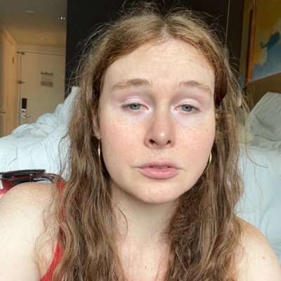 Canadian Transgender College Girl
| She/Her | 26 | 5'9??? | Computers Computers Computers| Laughs at own jokes | gaymer |