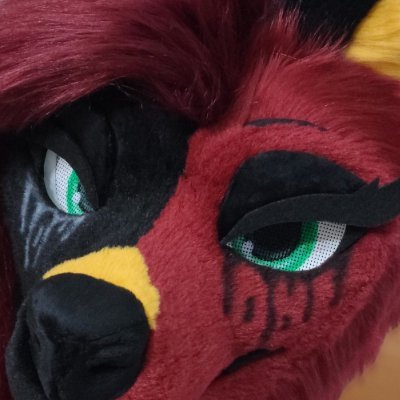 We are HM Vixens, the feminine-focused branch of Howlmetal Horrors. Show your claws, girl! // Commissions are open indefinitely!