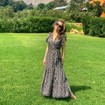 @PasqualeBruniOF #Jewelry Recently interested #RenewableEnergy #Golf🏌️♀️
Exploring the future, one thought at a time. 🌍🔮