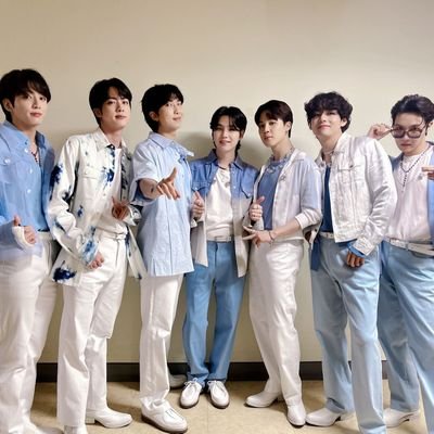 livingthings_7's profile picture. 