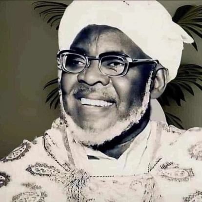 fille unik😭😍 talibé cheikh par chance❤️brahammienne📿♥️par choix/immature i’m ….Snap:zahra_rassoul
insta:zahra_dieng....tiktok:zahrat0906