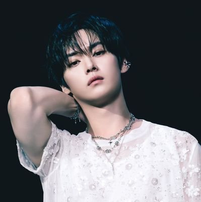 #StrayKids #스트레이키즈 ❤ OT8
Member of @STAY8District 💘
ELs: https://t.co/MpHa4Ov0Nv; https://t.co/LlGce8TOVm