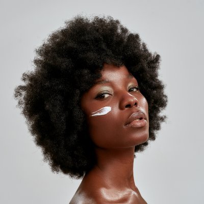 Bachelor |Ugandan Erotic Poet📹🔞 |Adult Content Creator🔞