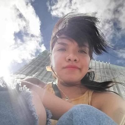 TeresaLizet93's profile picture. Poeta/Canalizador de danzas𓋹𓆃∞
Costurera/Artesana