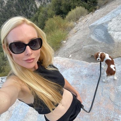 I’m Jenny a believer of Jesus Christ , a strong Maga , all Maga’s should follow me and I will follow back . I’m voted for president trump