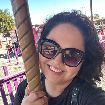 Moonorchid's profile picture. Way too old for this.