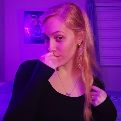 Owner and Chief Marketing Officer for Dynasty. 💜
@TitanEsportz Producer ⚔
Freelance: Graphic Designer | Social Media | Observer