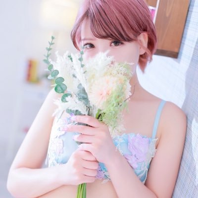 miiii1_miiii's profile picture. 横浜🛁🫧 ⌇ショートカット⌇キス好き⌇ご奉仕型⌇旅行⌇お笑い⌇ちいかわ⌇姫予約DMからよろしくお願いします🙇‍♀️💓