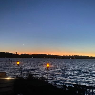 raeeneeh's profile picture. 