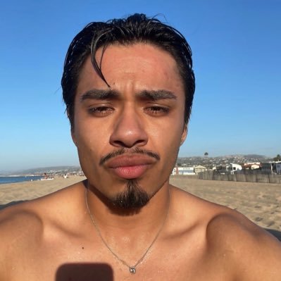 Aut viam inveniam aut faciam ||| 22 ||| SOCAL ||| Bi || Pisces…||| NOE🫶