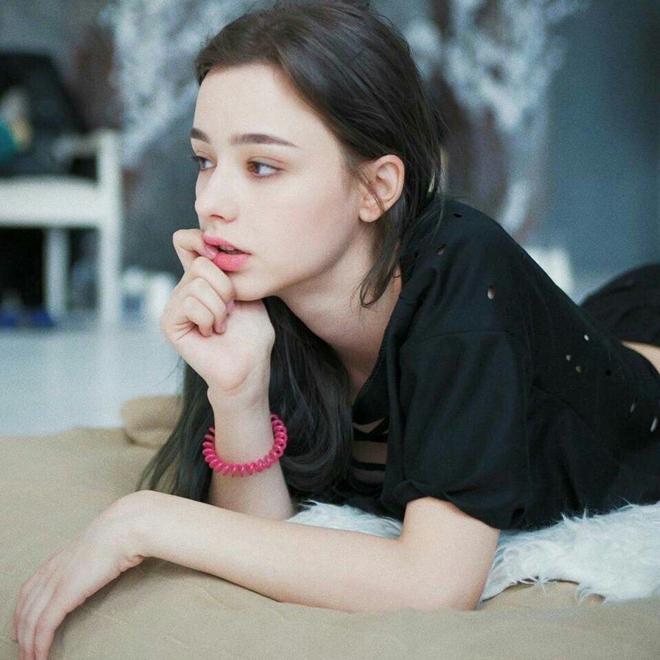 LOv4c24383's profile picture. Let me be the target of your lust tonight!Click on the website below,,everything will satisfy you!