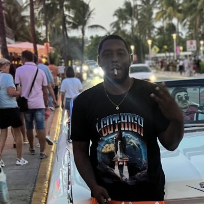 H.H.H. NFL=Never Forget Loyalty|Love,Peace and Prosperity💙|😉|YOUNG MAN WITH A BIG DICK😌Upcoming Content Creator😎