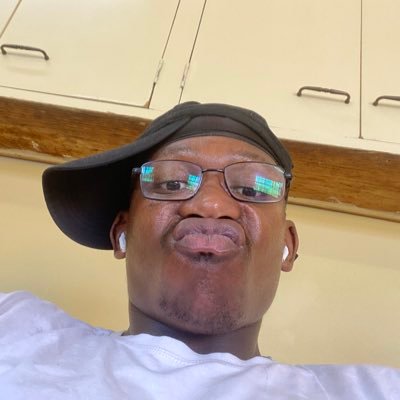 itshoodie_guy's profile picture. 23 | London is blue💙