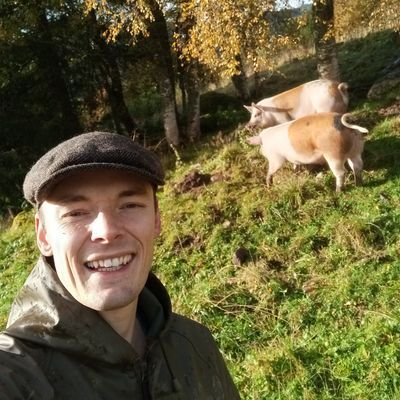 PhD.-student at @UniOslo, researching oil & gas decommissioning //member of the editorial board of @GnistTidsskrift // @pederoe.bsky.social