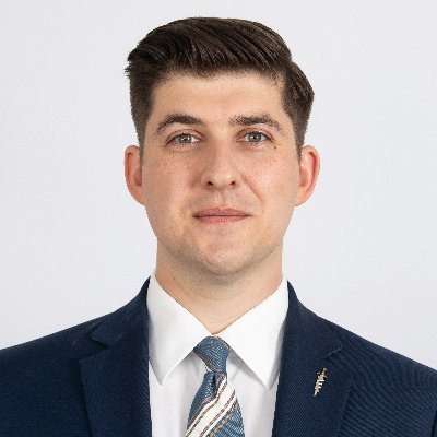 Asystent Wicemarszałka Sejmu @krzysztofbosak | Szef Straży Marszu @StowMarszN | Nacjonalista 🇵🇱 Katolik ✝️ Człowiek ze wsi 🚜 Syn rolnika 👨🏻‍🌾