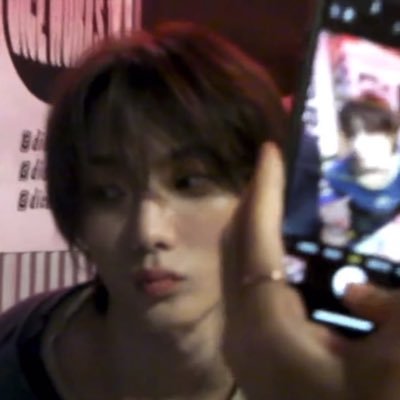 Ieehns's profile picture. 돌아버리겠다 but I like you