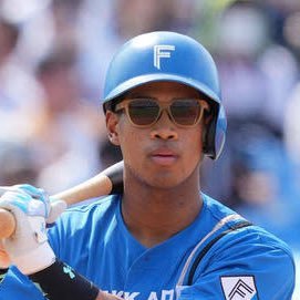 fight_14_fts's profile picture. #lovefighters/#大航海は続く/🦊/高3/ファン歴10年目/北海道の端住み/通算10勝4敗/通算勝率.714/無言フォロー失礼します✊🏻