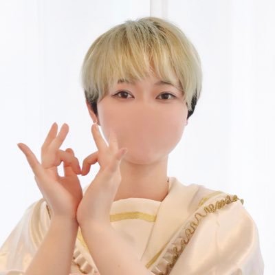 恋色モノポリー💝{@koi_mono_7}3期生╎大学3年生╎ロイヤルミッドナイト担当💙❄️╎DM返信できません╎嵐╎欅坂46 ╎ディズニー╎本業はただの限界ヲタク