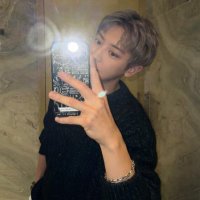 Zoro Loey (@puspadewiace) Twitter profile photo
