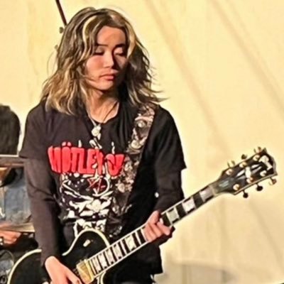 ハードロックギタリスト🦁🔥 ⛓️Gibson⛓️ https://t.co/CfisQpsIrs https://t.co/vCeNTyuDcu