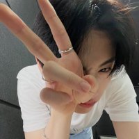 slow브이태산 ♡ (@thatyearw2) 's Twitter Profile