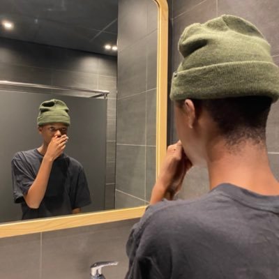 SbongaBiye4032's profile picture. 