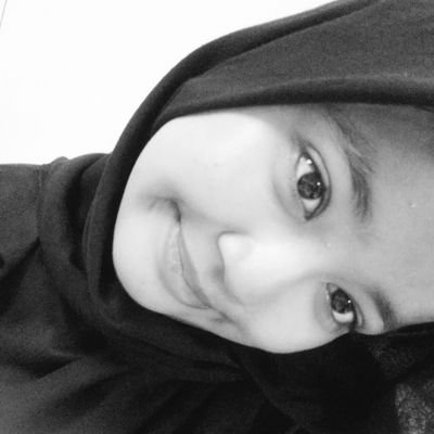 symphonayaa's profile picture. 