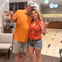 Stephanie Lendecky (@texaschic0205) 's Twitter Profile