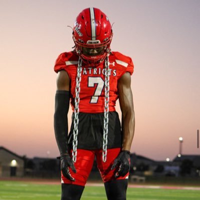 IG: Quatherealist Position:Strong safety.