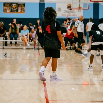 damari_taylor_'s profile picture. C/O 2028, 5’10/athlete/ basketball pg/sg Desert vista hs ig- damari100xx