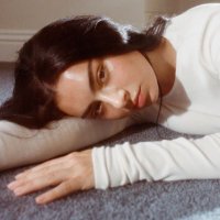 aurora (@1_9_7_5) 's Twitter Profile