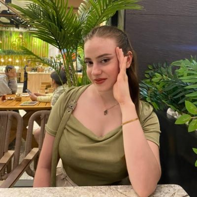 azizekiliclar's profile picture. QNB 👩🏼‍💻