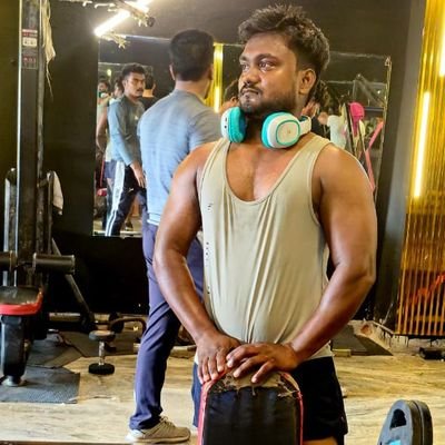 roni18134970725's profile picture. 