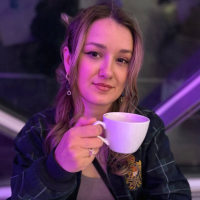 👾 Twitch Partner 🥦Food 🚶♀️IRL 🏋️♀️ Sport📍 Frankfurt aM 📧 business: halloalexa20@gmail.com ⤵️ Impressum im Link