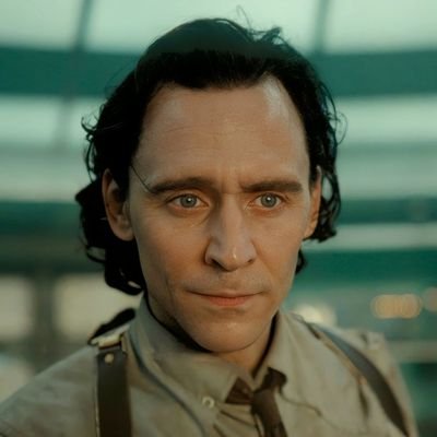 — glorious pics, news and memes of the greatest marvel diva aka loki.⋆ ˙ ˚✧