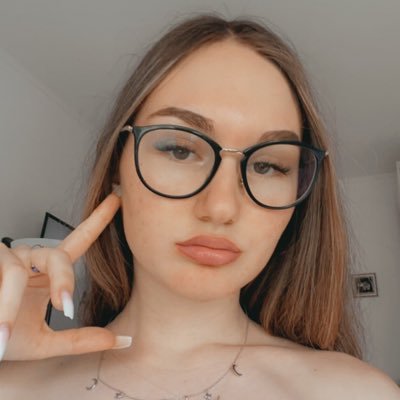 angelmary520's profile picture. really fun to chat with 🥰🥰